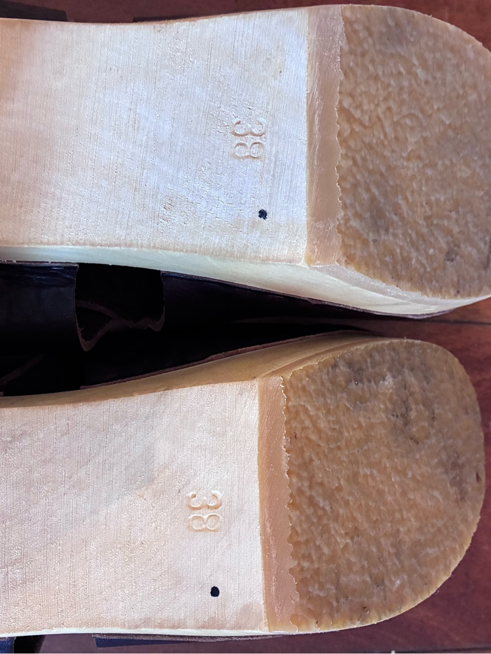Bryr Handmade Dark Brown Leather Fringe Tie Wooden Clogs - Picture 5 of 6